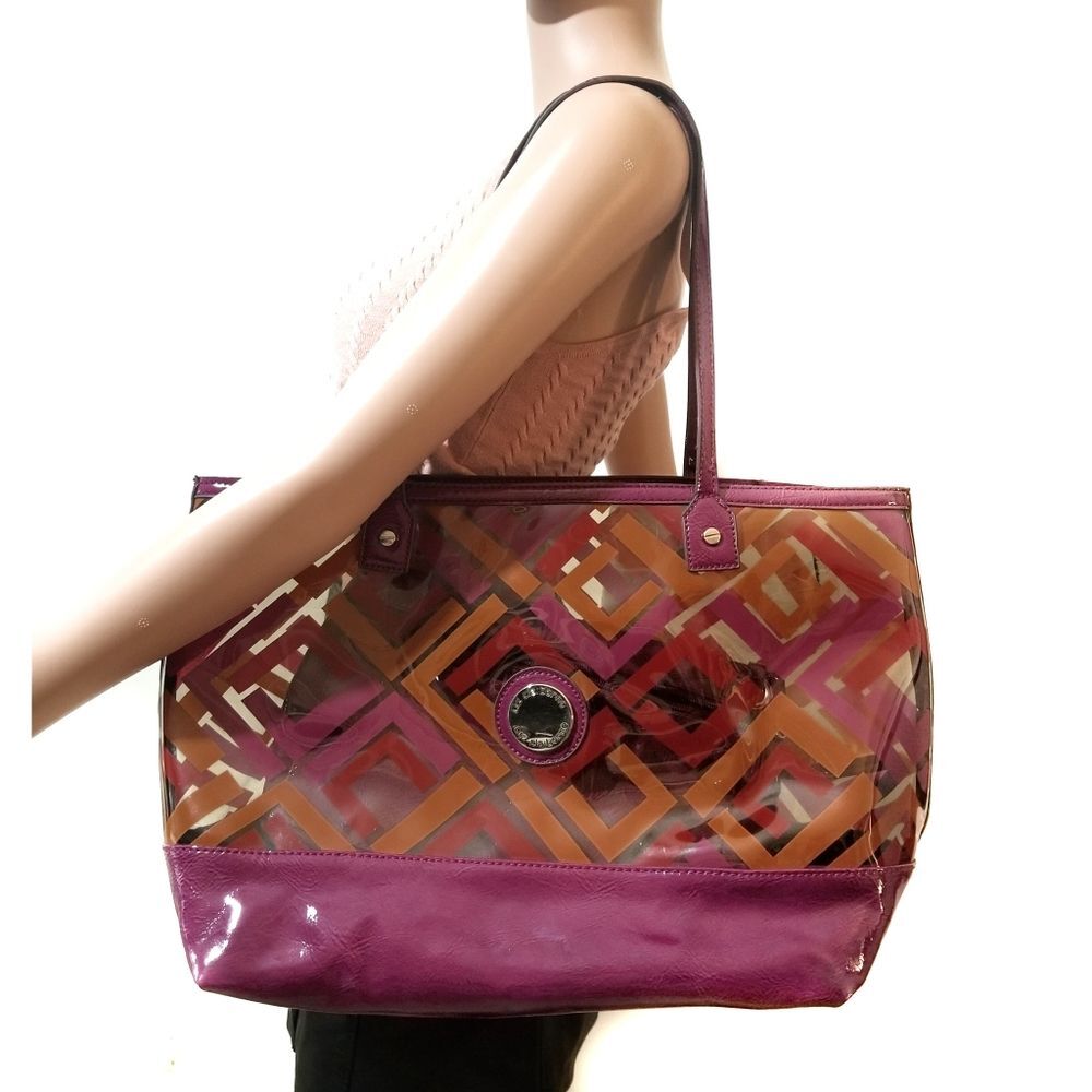 Liz Claiborne | 2 Piece Set Beach Bag and Wristlet